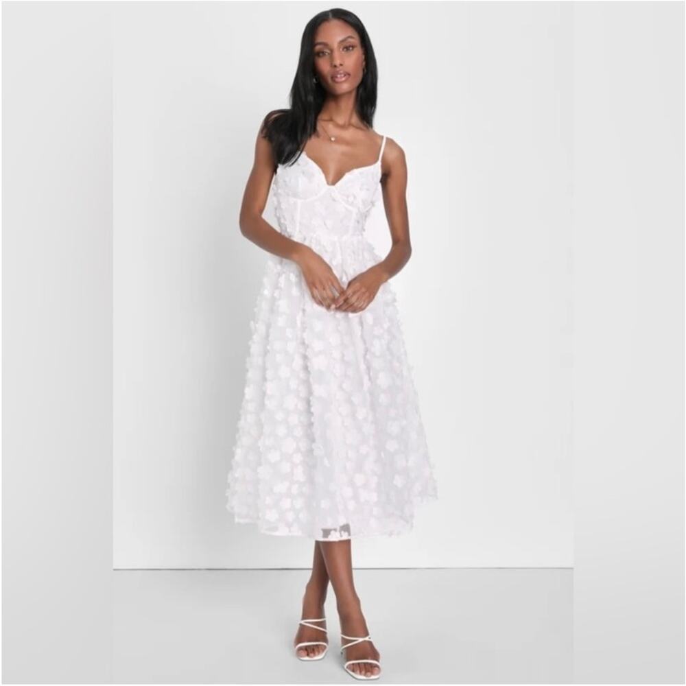 Lulu's White Floral Midi Dress
